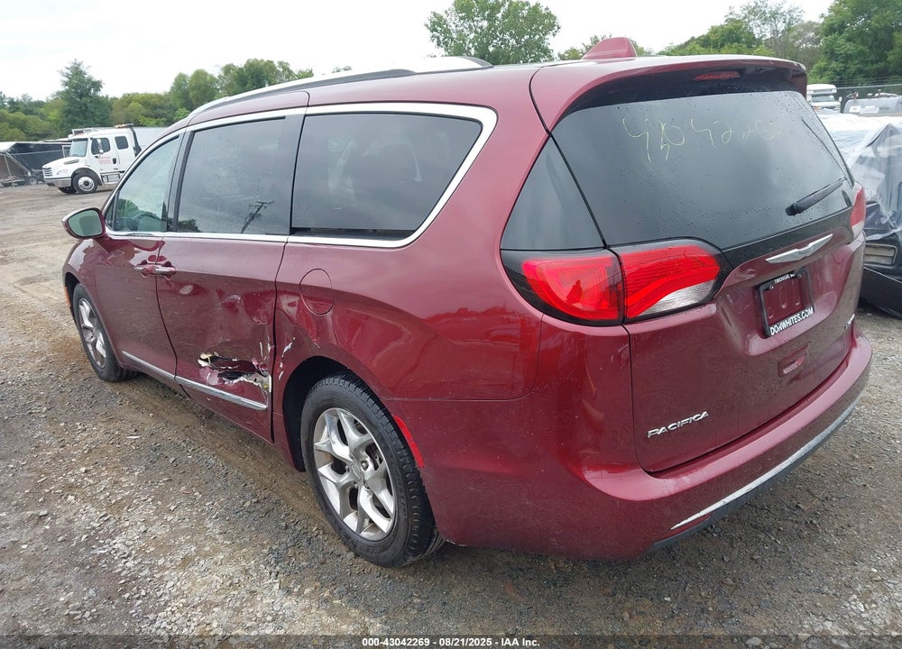 2017 CHRYSLER PACIFICA LIMITED VIN: 2C4RC1GGXHR753592