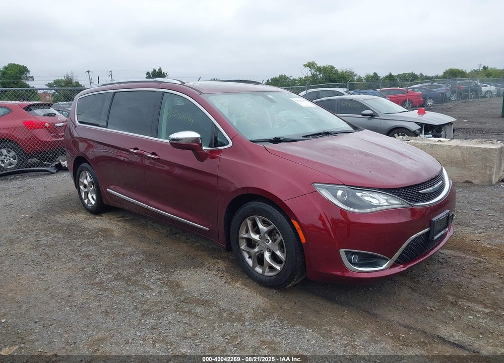 2017 CHRYSLER PACIFICA LIMITED VIN: 2C4RC1GGXHR753592