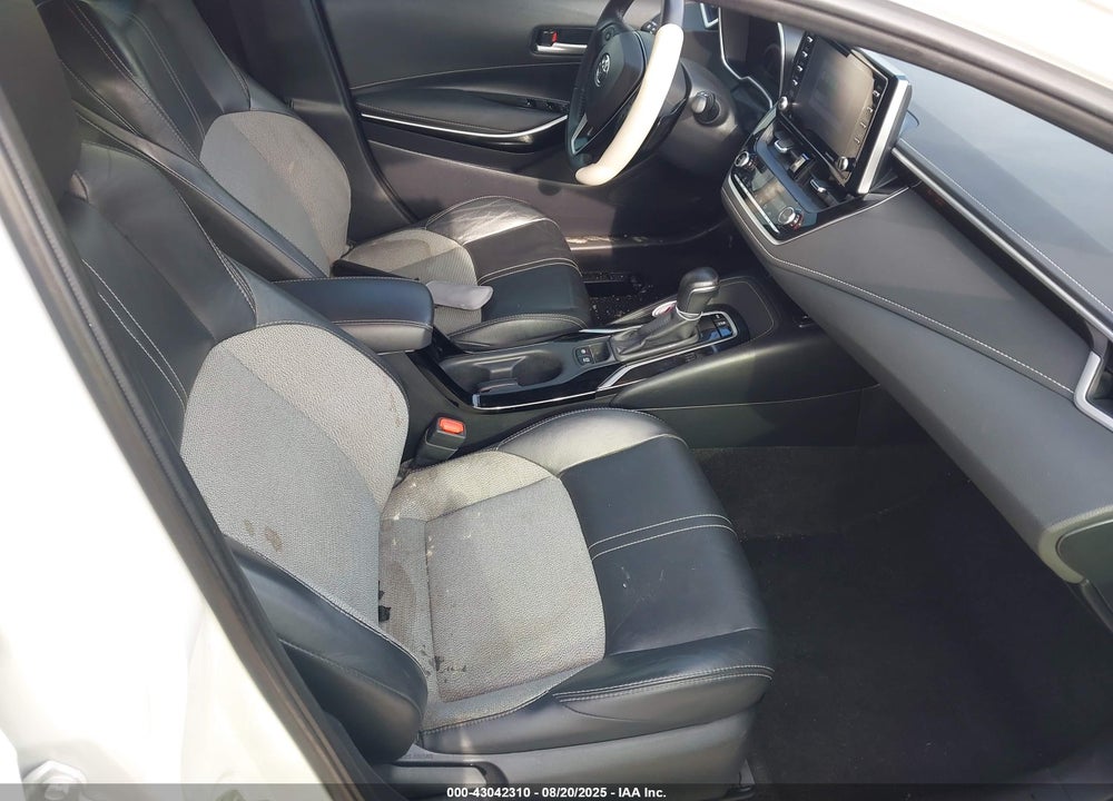 2021 TOYOTA COROLLA XSE VIN: JTNC4MBEXM3111074