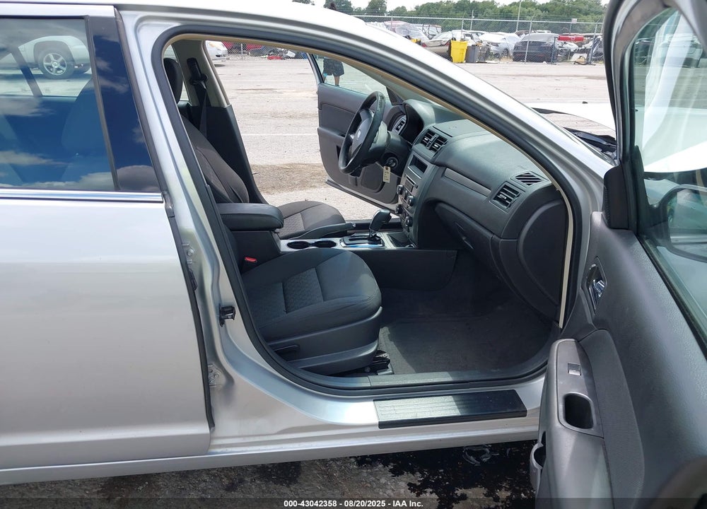 2010 FORD FUSION VIN: 3FAHP0HA7AR275383
