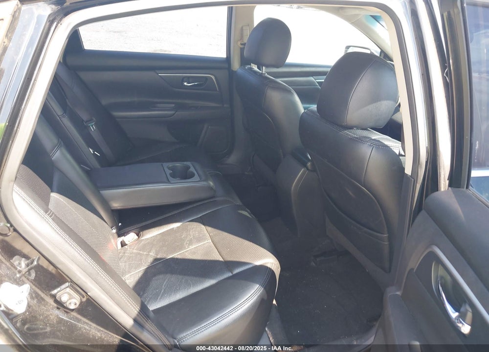 2015 NISSAN ALTIMA VIN: 1N4AL3AP1FN879082