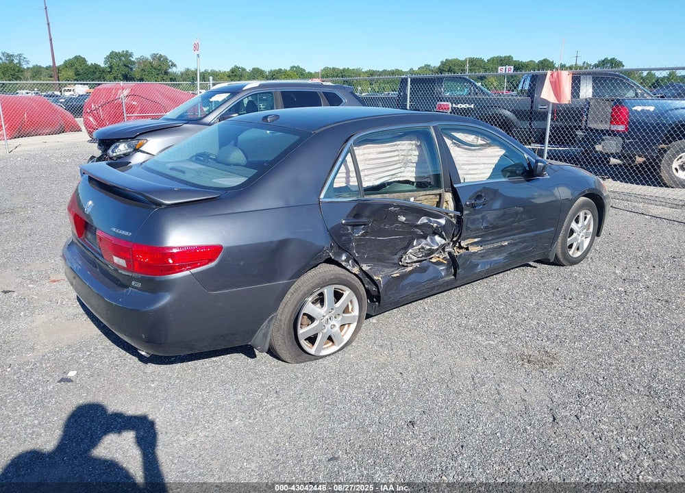 2005 HONDA ACCORD 3.0 EX VIN: 1HGCM66845A042739