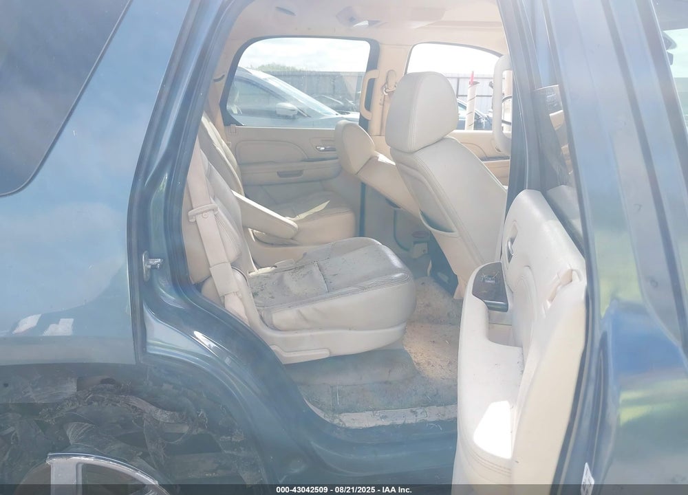 2008 CADILLAC ESCALADE VIN: 1GYFK63848R246429
