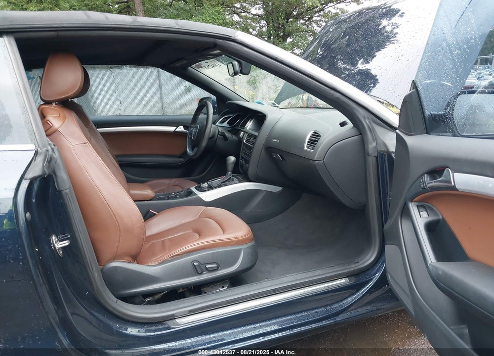 2010 AUDI A5 VIN: WAULFAFH7AN018401