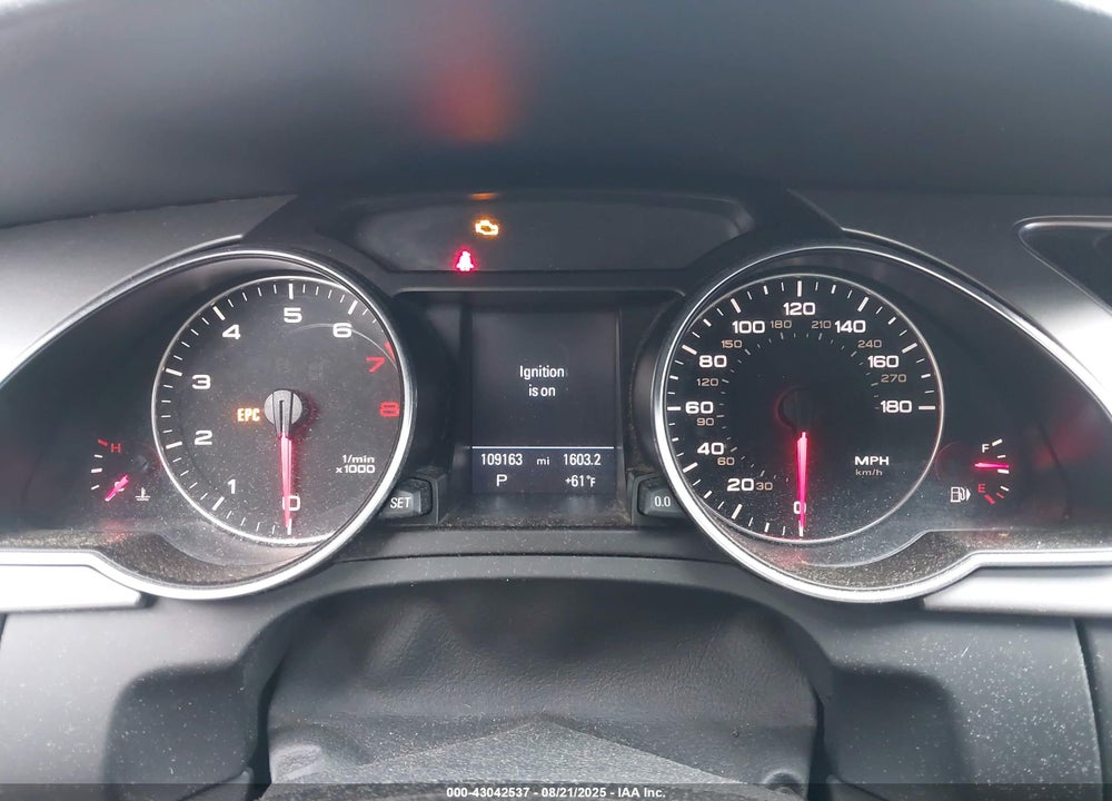 2010 AUDI A5 VIN: WAULFAFH7AN018401