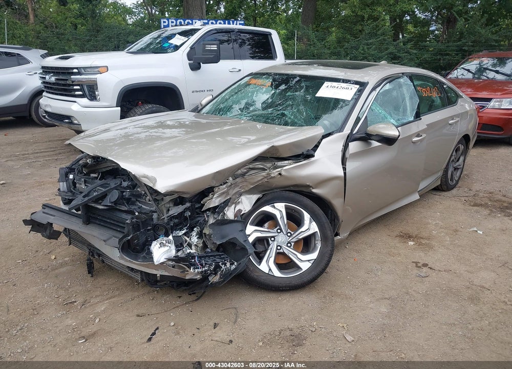 2018 HONDA ACCORD VIN: 1HGCV1F54JA143585
