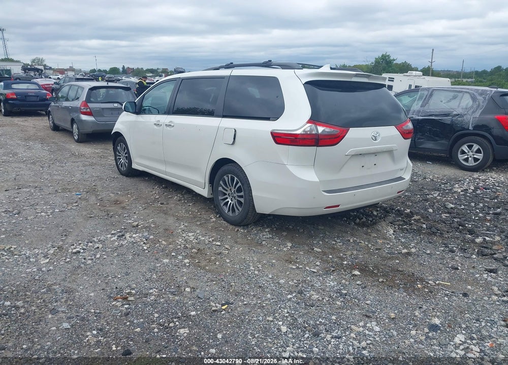 2020 TOYOTA SIENNA XLE VIN: 5TDYZ3DC6LS041698