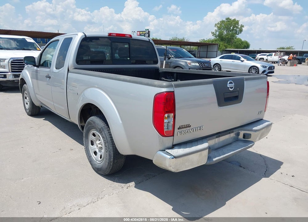2006 FRONTIER NISSAN  XE VIN: 1N6BD06T86C428241