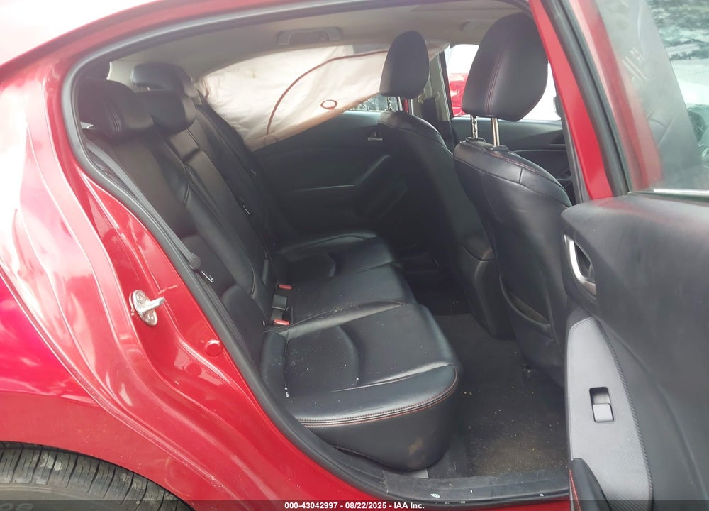 2016 MAZDA 3 VIN: JM1BM1N79G1320527