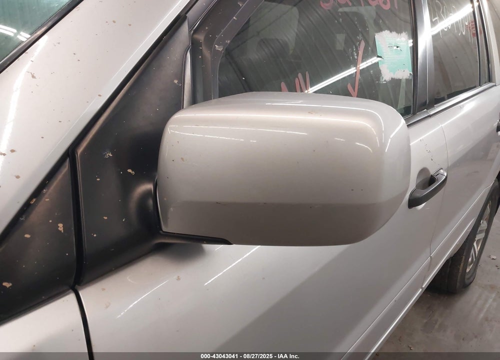 2005 HONDA PILOT EX VIN: 2HKYF184X5H524667