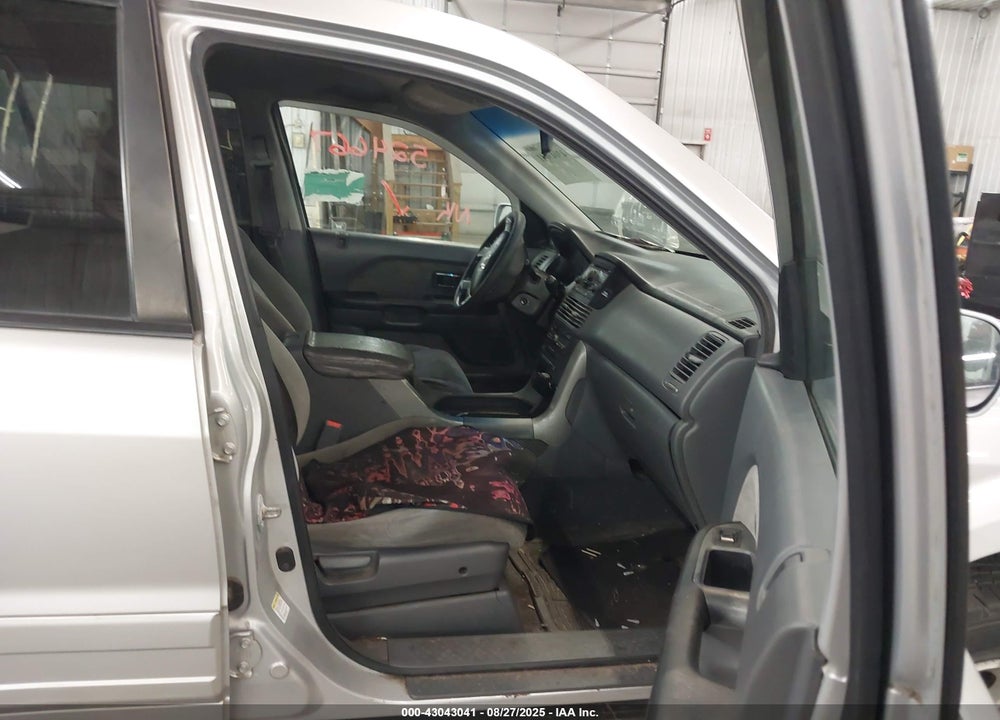 2005 HONDA PILOT EX VIN: 2HKYF184X5H524667