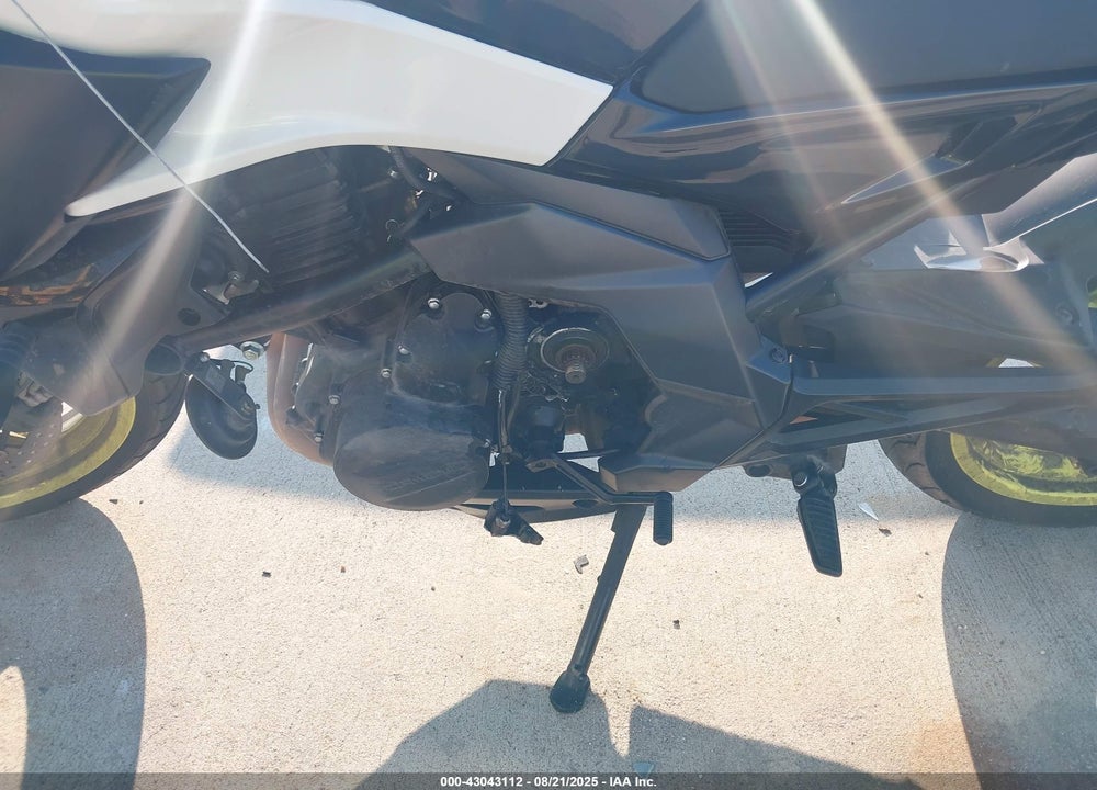 2023 CF MOTO 650NK VIN: LCEPEVLBXP6000332