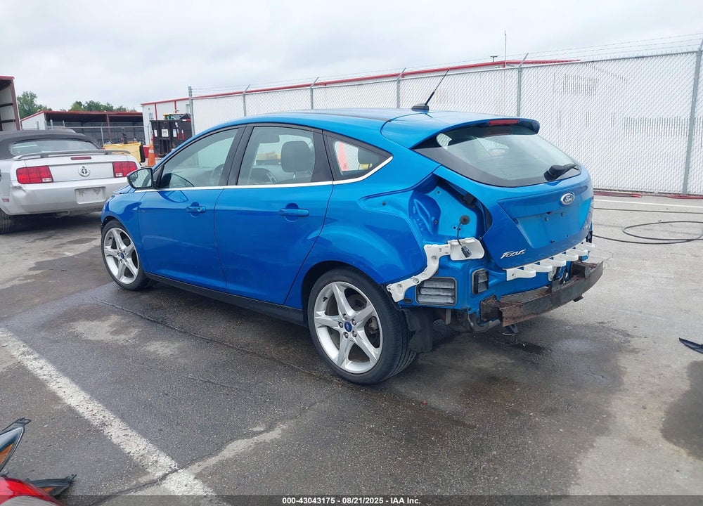 2012 FORD FOCUS TITANIUM VIN: 1FAHP3N20CL193639