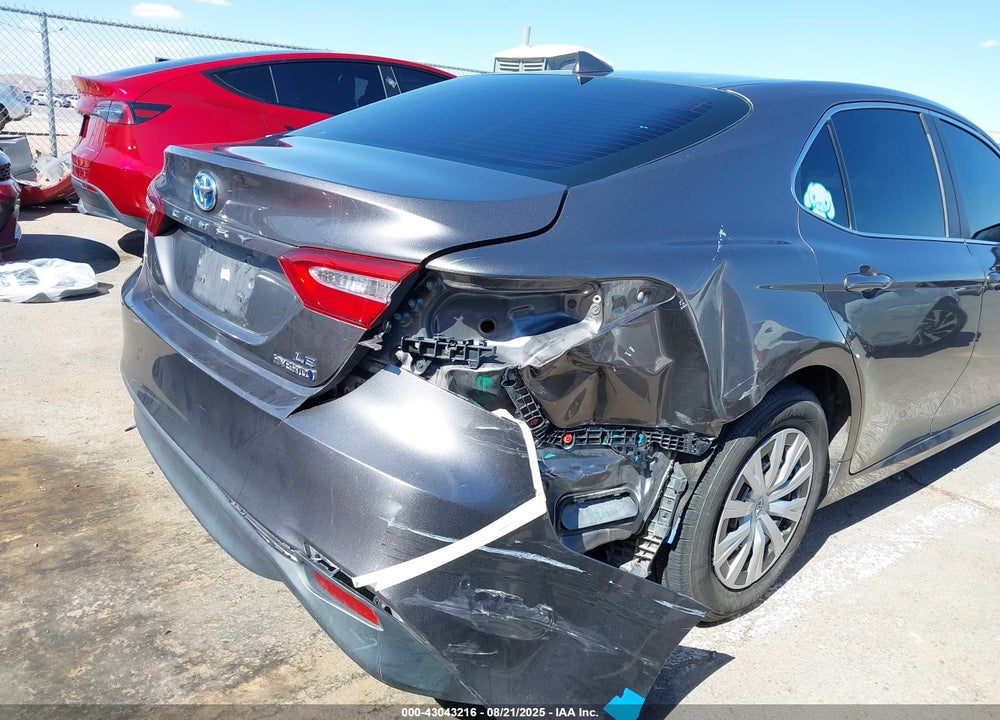 2020 TOYOTA CAMRY LE HYBRID VIN: 4T1C31AK1LU525815