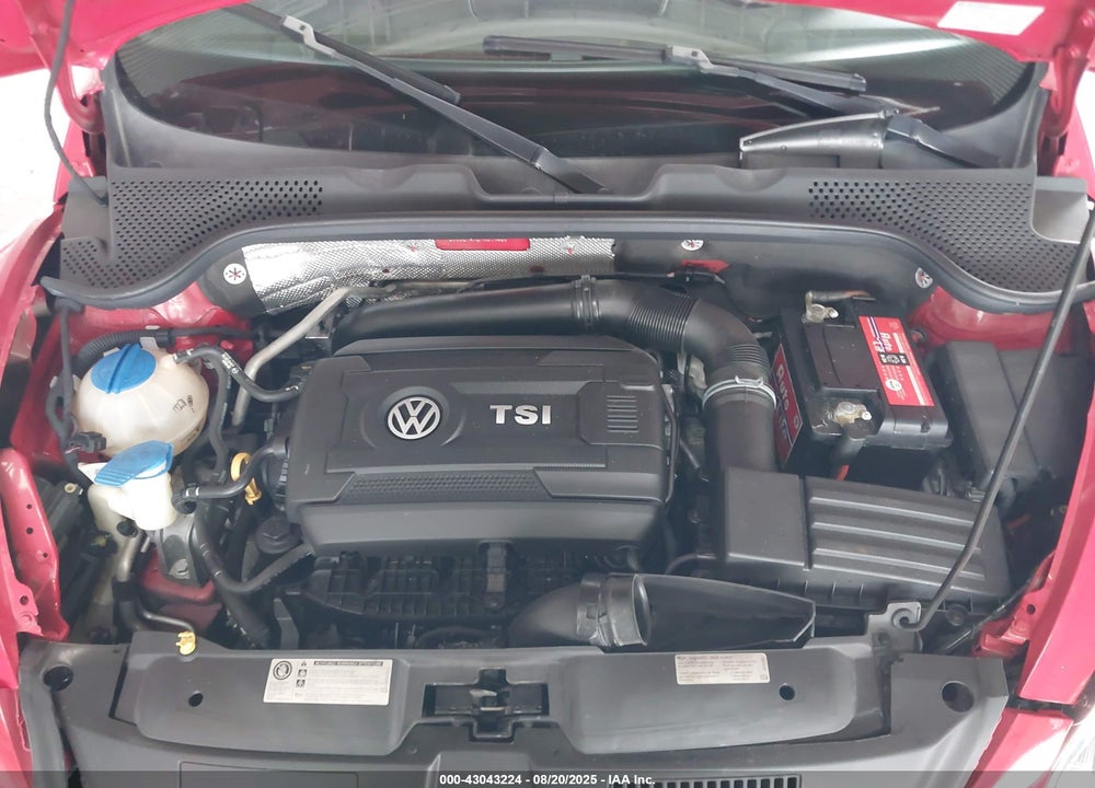2015 VOLKSWAGEN BEETLE VIN: 3VW507AT2FM811406