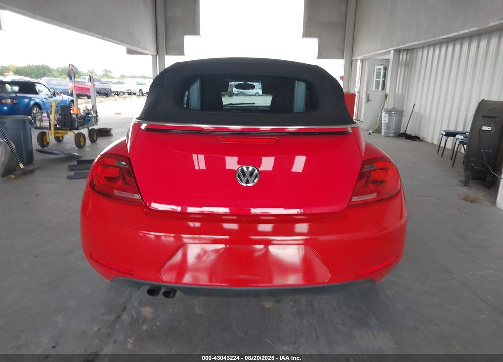 2015 VOLKSWAGEN BEETLE VIN: 3VW507AT2FM811406