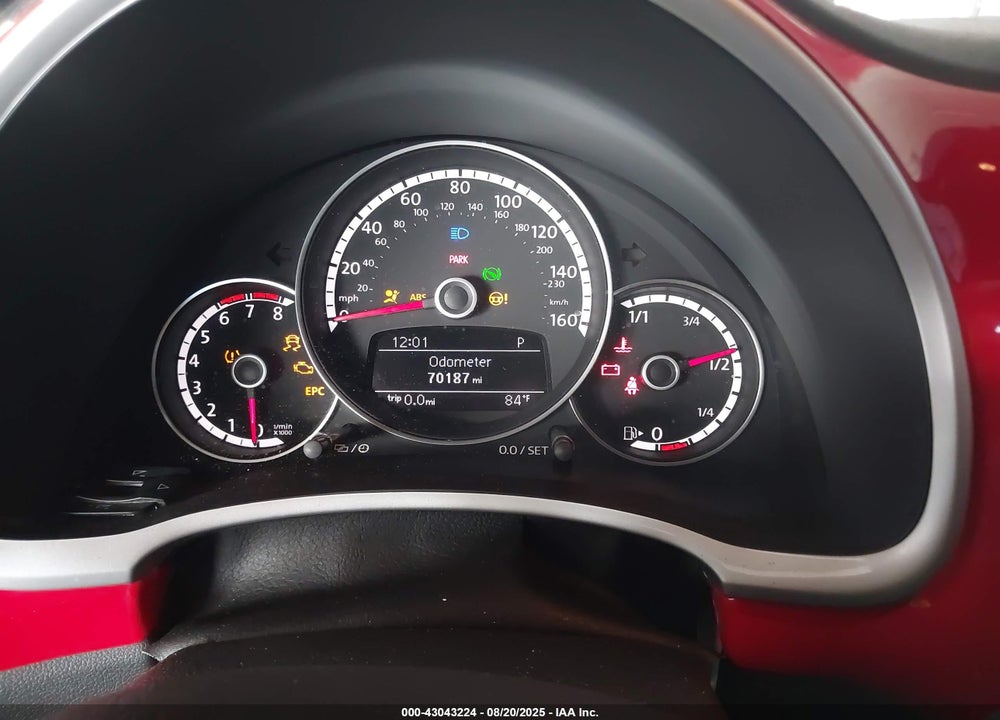 2015 VOLKSWAGEN BEETLE VIN: 3VW507AT2FM811406