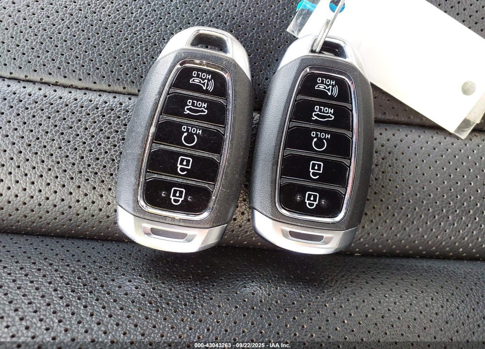 2023 HYUNDAI ELANTRA LIMITED VIN: KMHLP4AG5PU520091