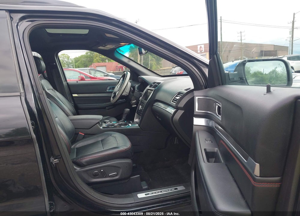 2016 FORD EXPLORER VIN: 1FM5K8GT2GGB40918