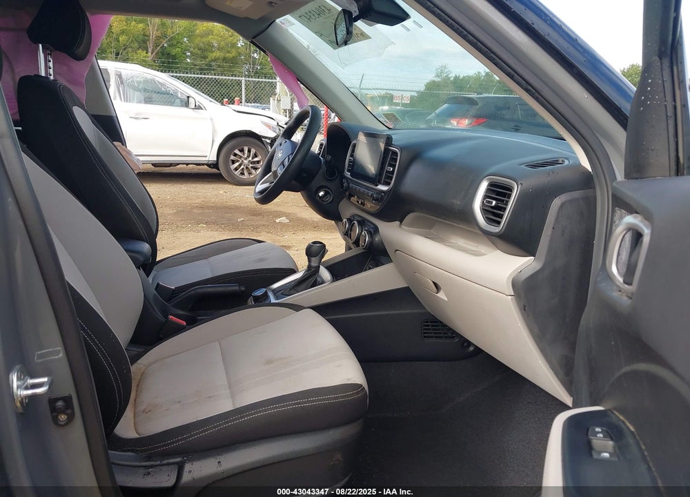 2020 HYUNDAI VENUE SEL VIN: KMHRC8A35LU033512