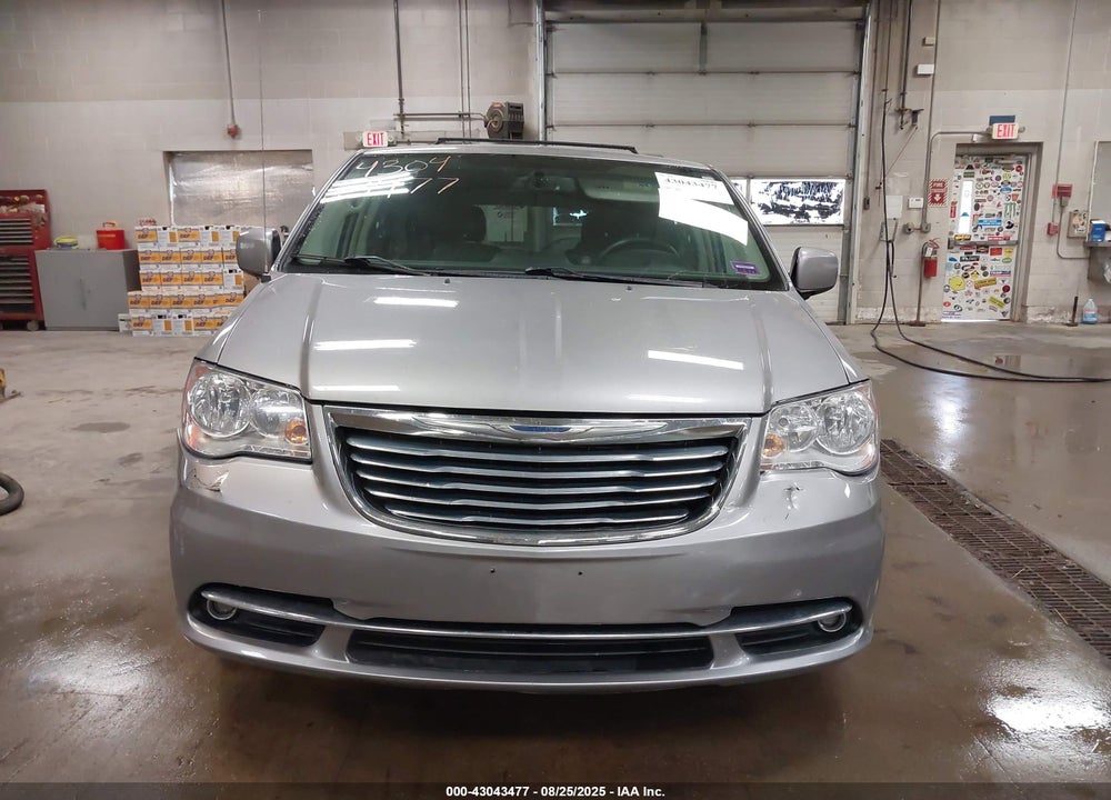 2016 CHRYSLER TOWN & COUNTRY VIN: 2C4RC1BG8GR288932