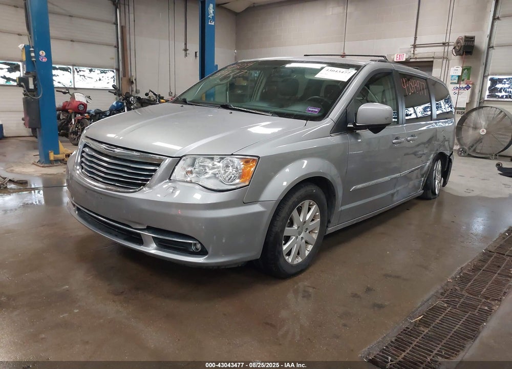 2016 CHRYSLER TOWN & COUNTRY VIN: 2C4RC1BG8GR288932