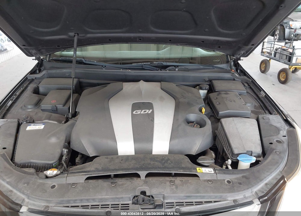 2014 HYUNDAI GENESIS VIN: KMHGC4DD9EU266185