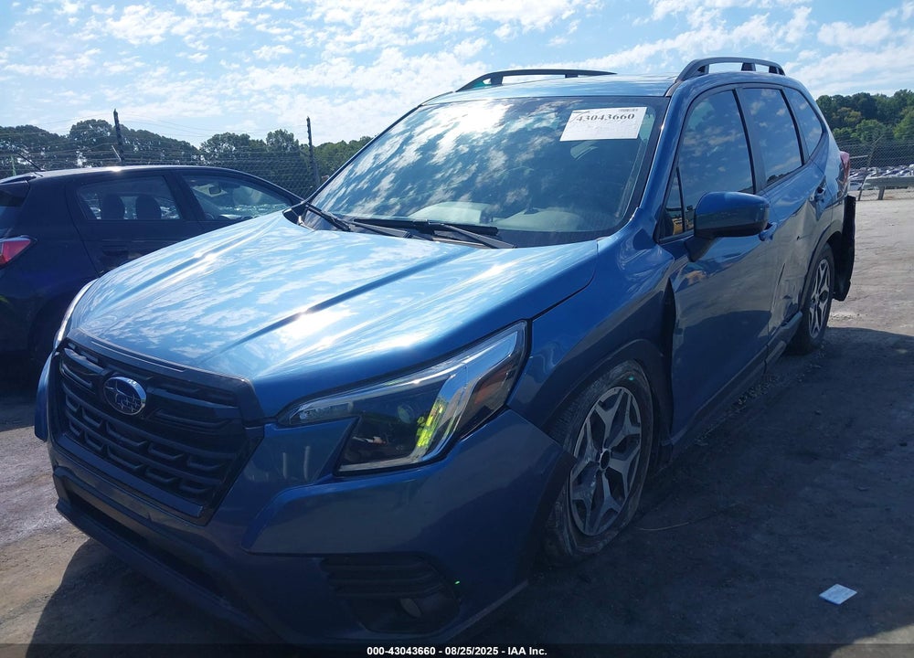 2022 SUBARU FORESTER VIN: JF2SKAEC9NH458819