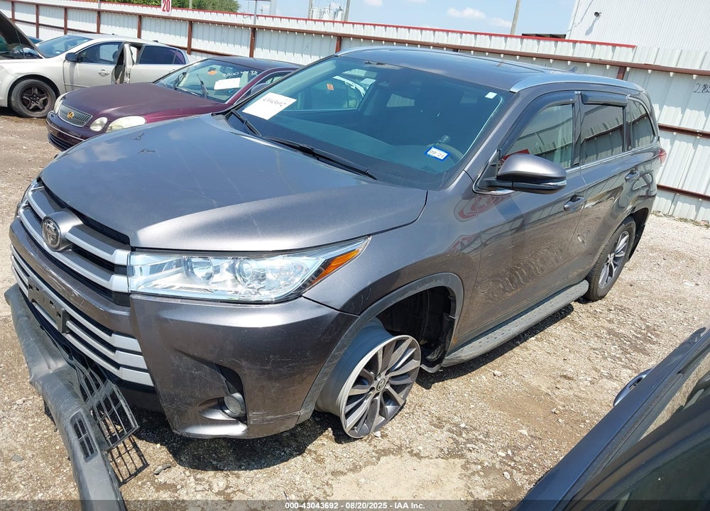 2019 TOYOTA HIGHLANDER VIN: 5TDKZRFH6KS568463