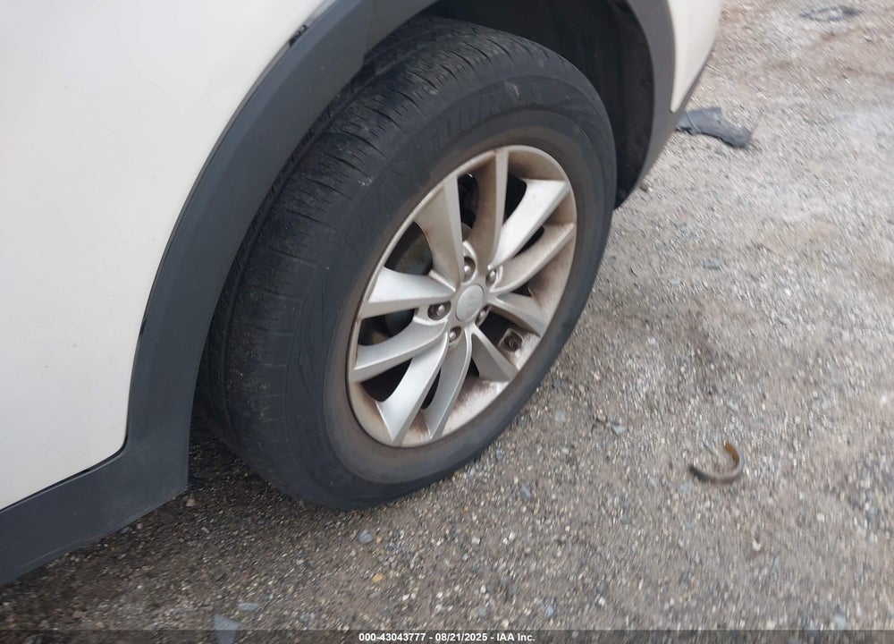 2017 KIA SORENTO 3.3L LX VIN: 5XYPGDA50HG199276