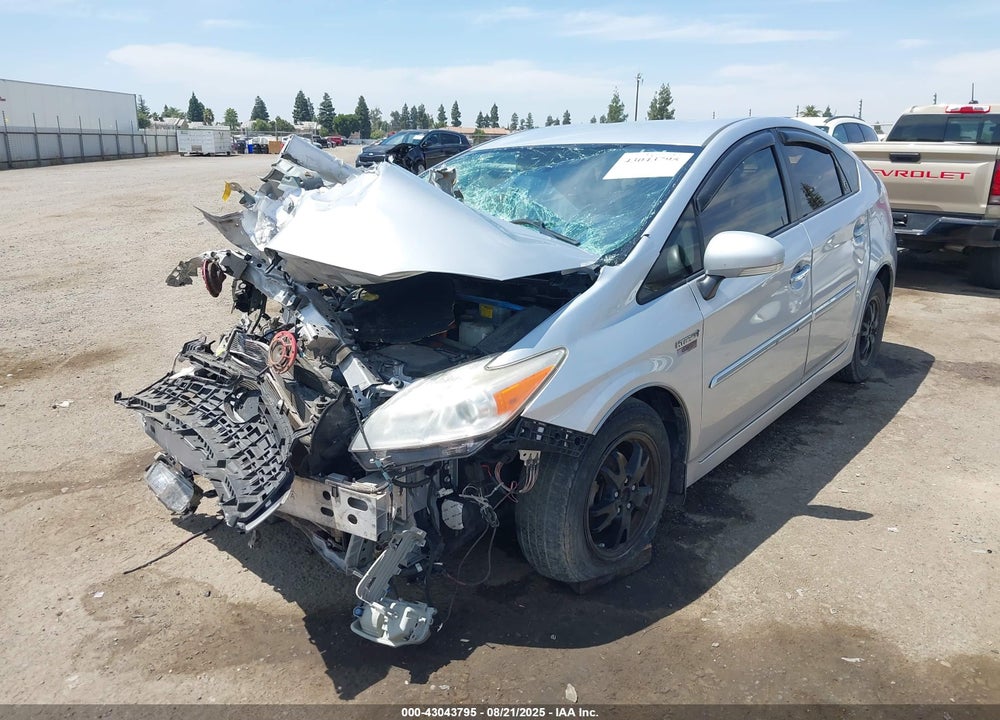 2013 TOYOTA PRIUS VIN: JTDKN3DU4D5622070