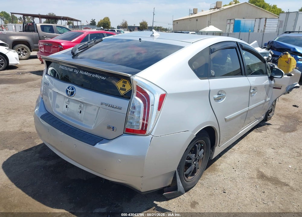 2013 TOYOTA PRIUS VIN: JTDKN3DU4D5622070