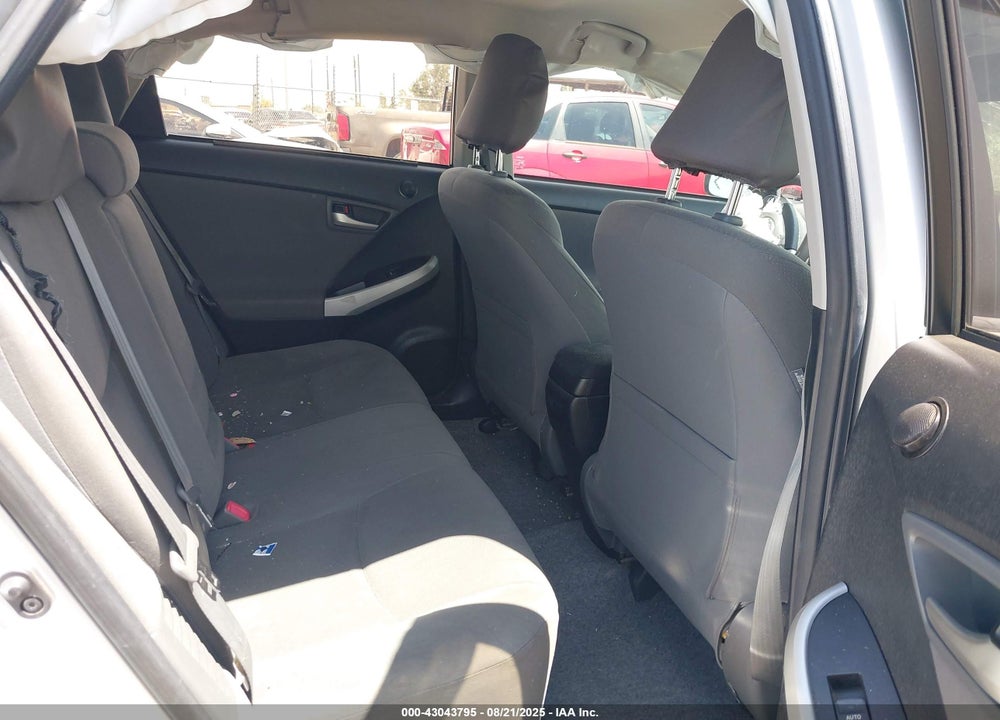 2013 TOYOTA PRIUS VIN: JTDKN3DU4D5622070