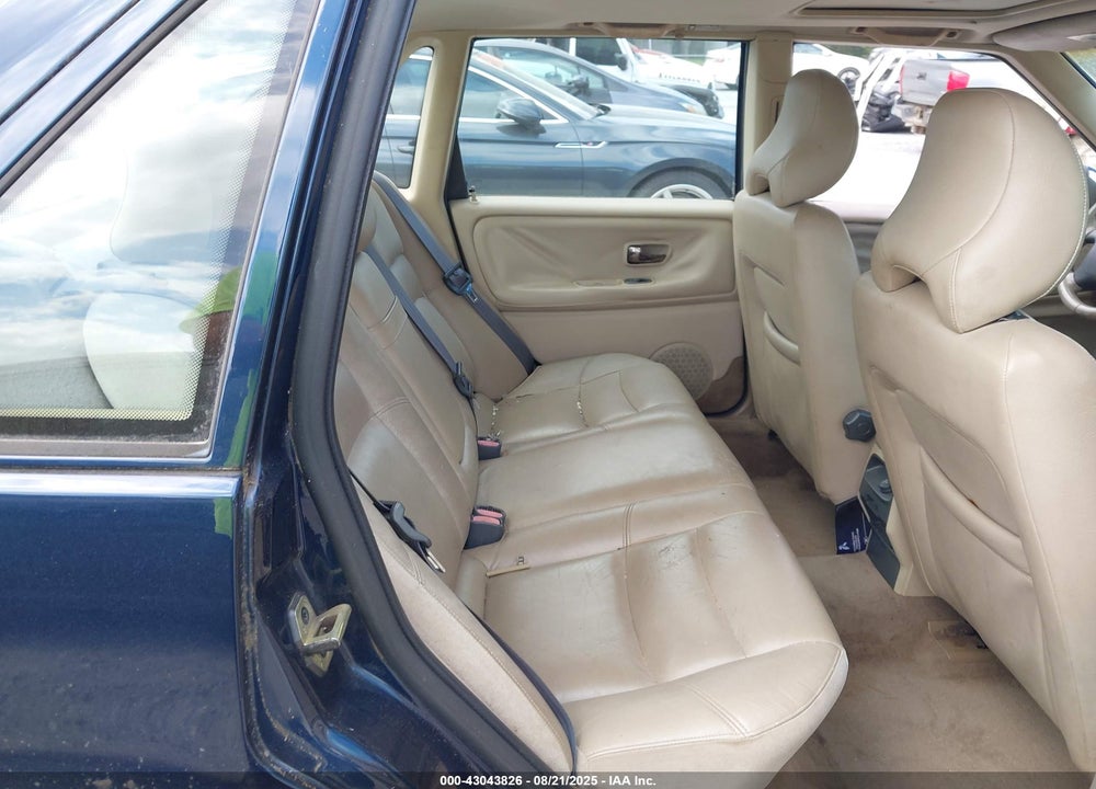 2000 VOLVO S70 SE VIN: YV1LS61J2Y2629478