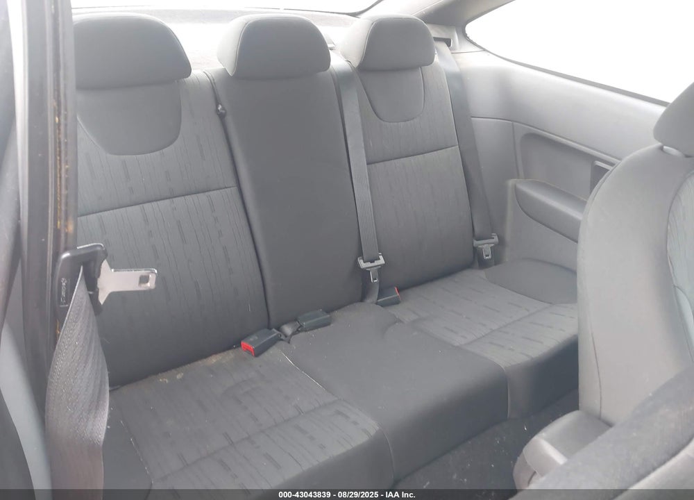 2009 FORD FOCUS VIN: 1FAHP32N79W263529