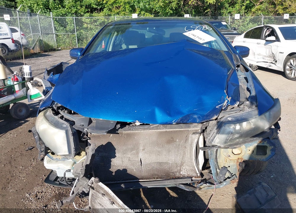 2014 HONDA CIVIC VIN: 2HGFB2F58EH556886