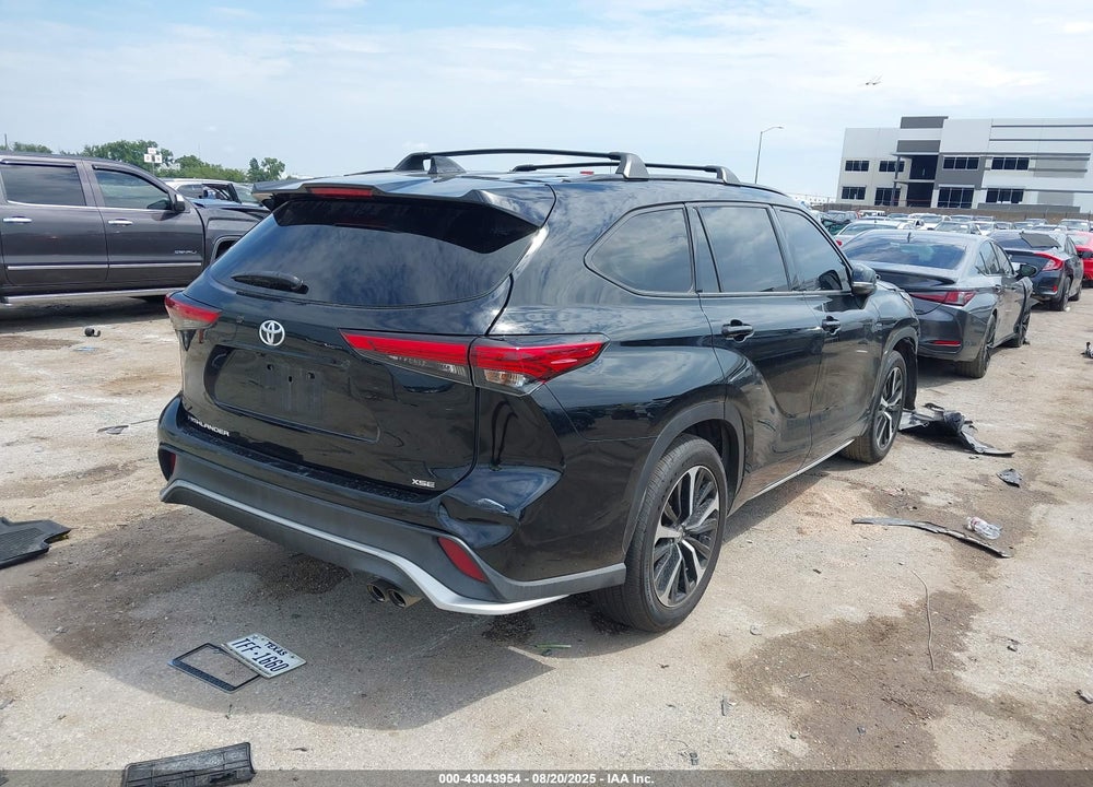 2021 TOYOTA HIGHLANDER VIN: 5TDJZRAH5MS060121