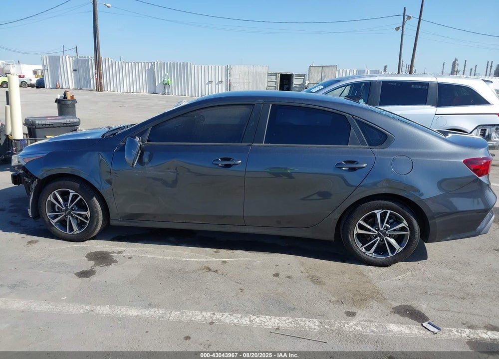 2023 KIA FORTE VIN: 3KPF24AD8PE679689