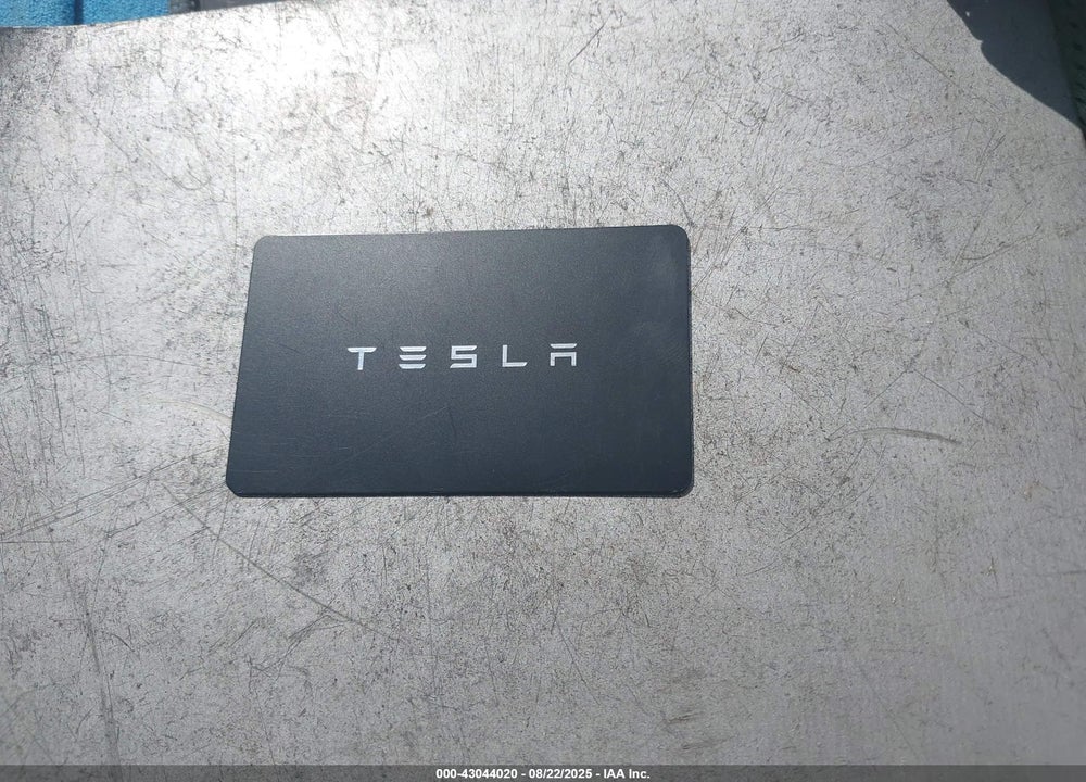 2022 TESLA MODEL Y VIN: 7SAYGDEFXNF567637