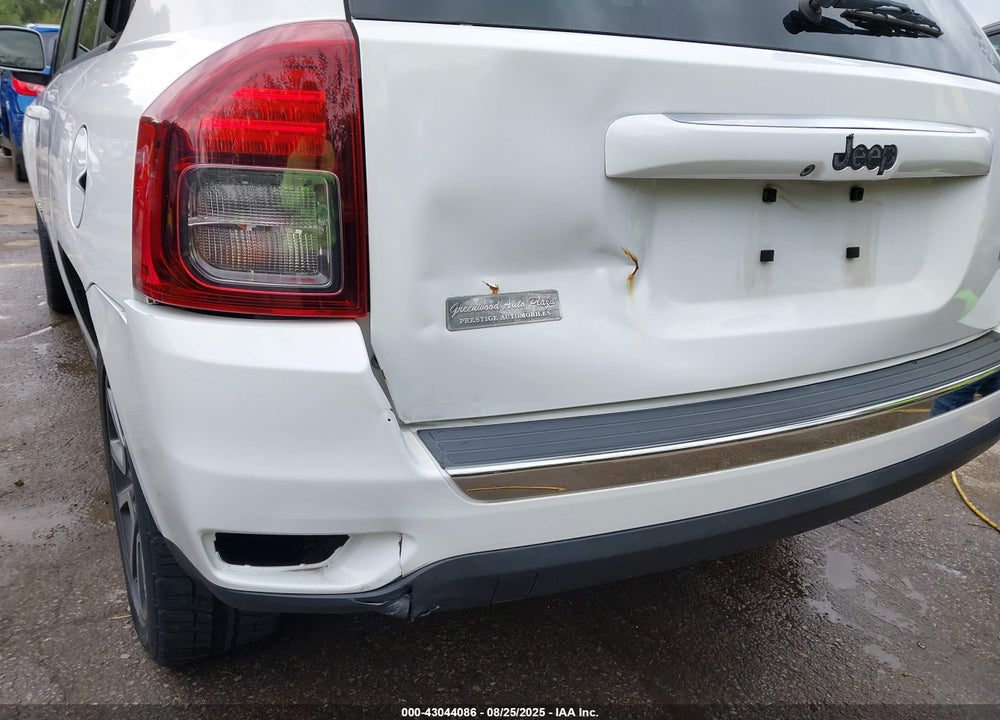 2014 JEEP COMPASS VIN: 1C4NJCCB2ED749481
