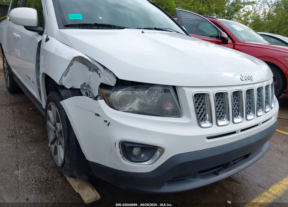 2014 JEEP COMPASS VIN: 1C4NJCCB2ED749481