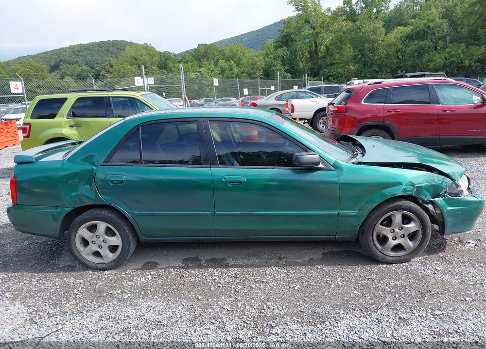 2000 MAZDA PROTEGE ES VIN: JM1BJ221XY0286460