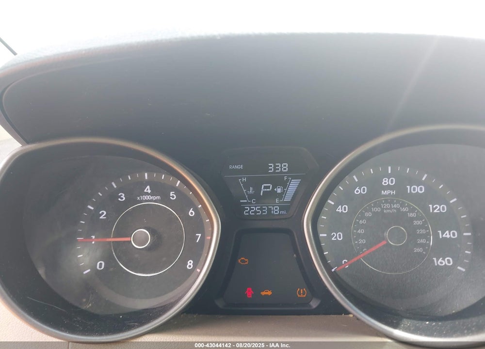 2015 HYUNDAI ELANTRA LIMITED VIN: 5NPDH4AEXFH556193