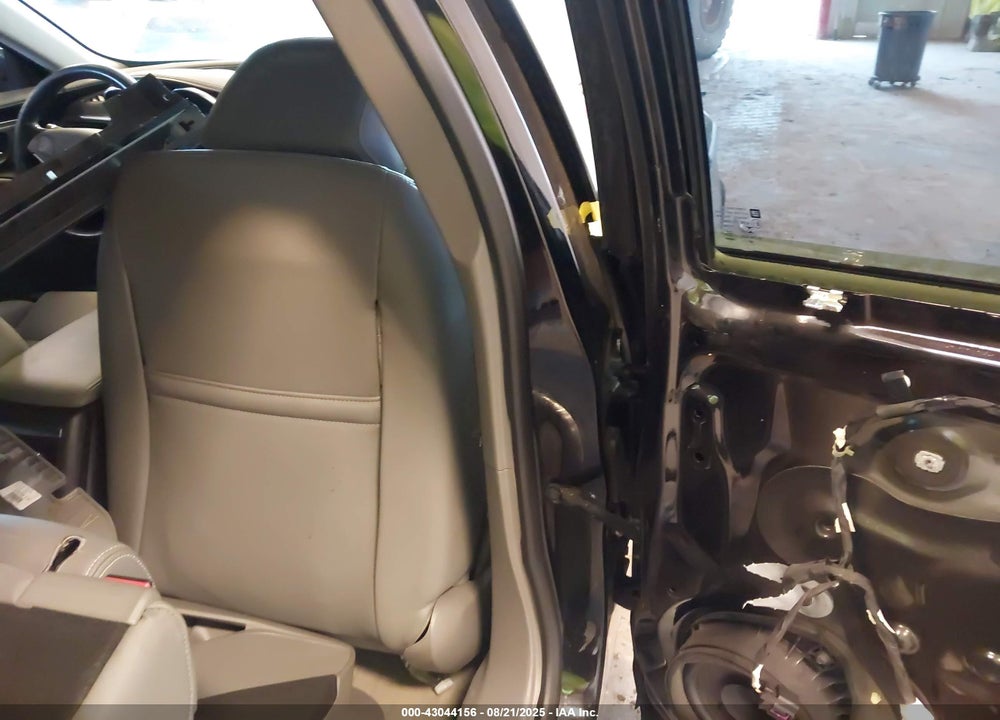 2015 CHEVROLET IMPALA VIN: 2G1115SL2F9200035