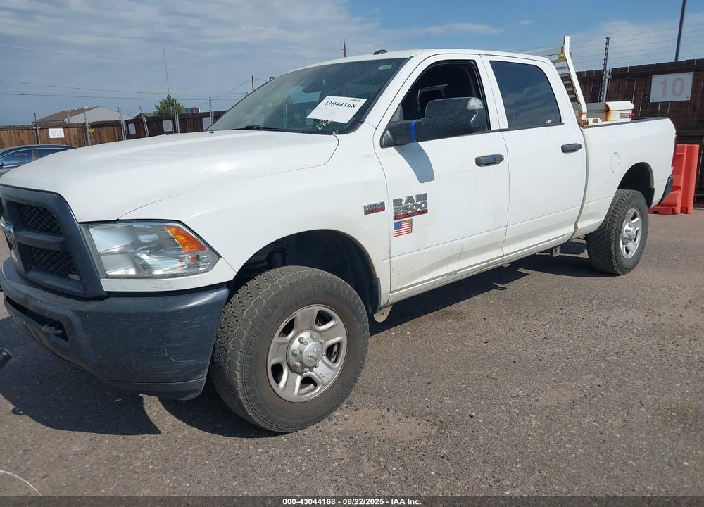 2016 RAM 2500 VIN: 3C6TR5CT5GG282090