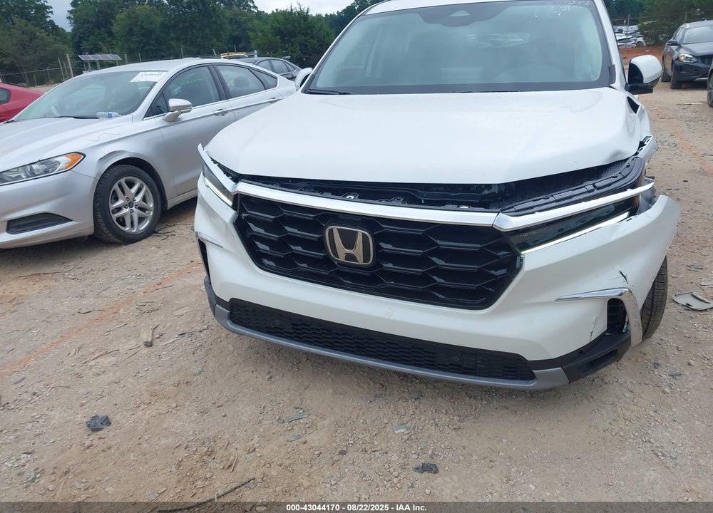 2025 HONDA PILOT TOURING VIN: 5FNYG1H75SB118281