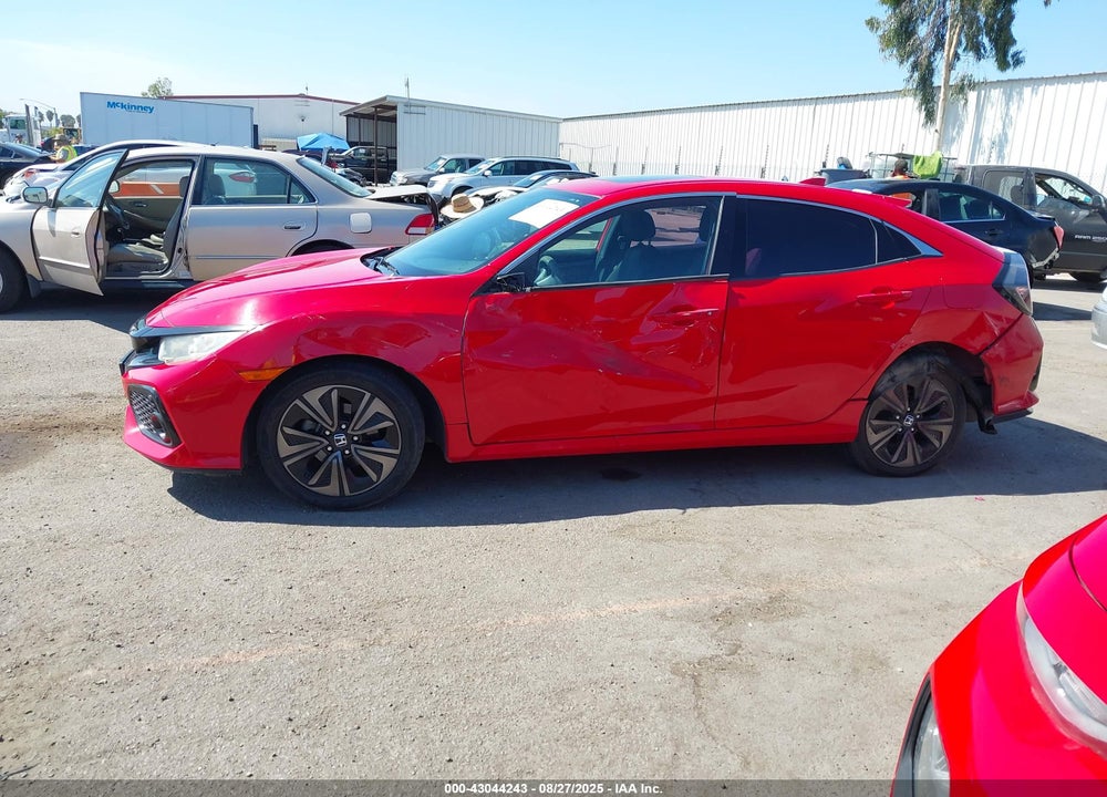 2017 HONDA CIVIC EX VIN: SHHFK7H57HU416068