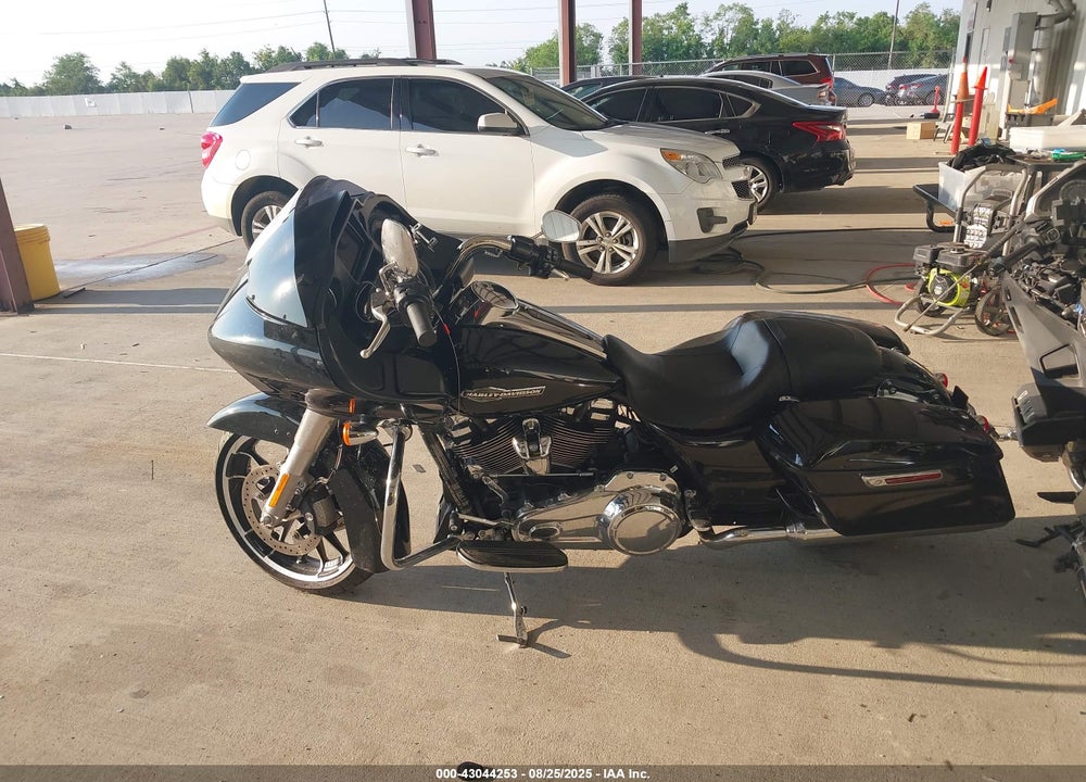 2022 HARLEY-DAVIDSON FLTRX VIN: 1HD1KHC16NB619522