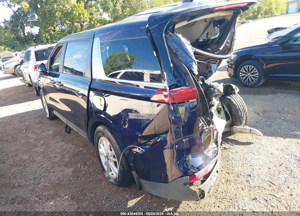 2024 KIA CARNIVAL MPV LX SEAT PACKAGE VIN: KNDNB4H36R6399142
