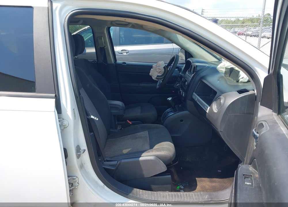 2014 JEEP COMPASS SPORT VIN: 1C4NJCBB6ED747797
